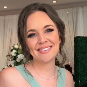 Meet your Posher, Dana